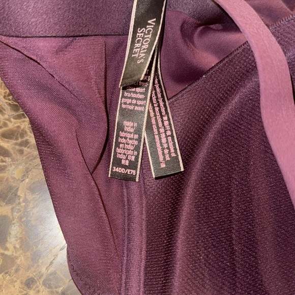 Victoria’s Secret-Women's Burgundy Zip-Front Bra - Picture 4 of 4